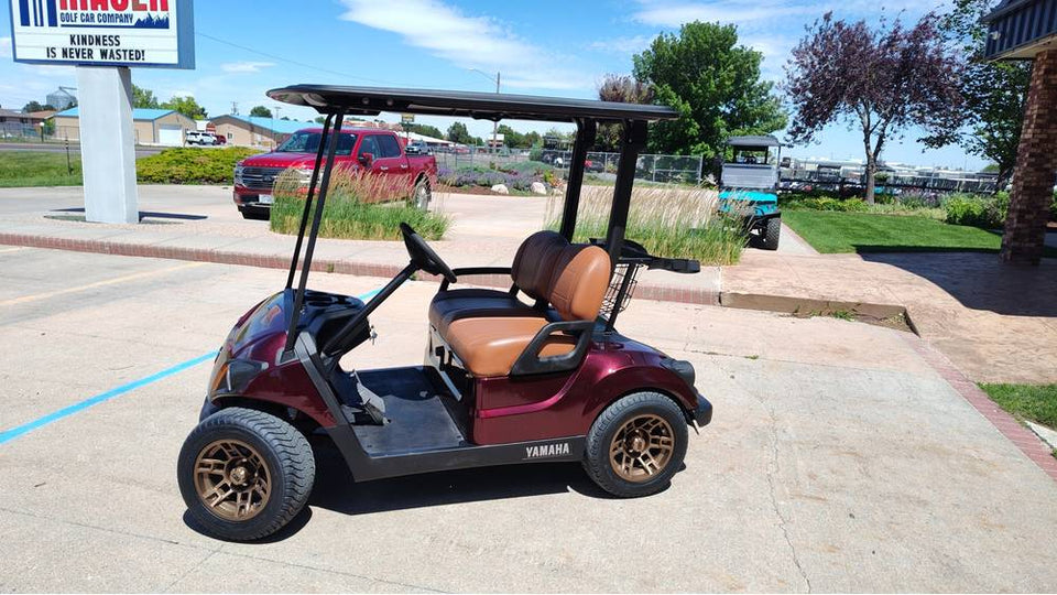 2017 Yamaha QuieTech Golf Car